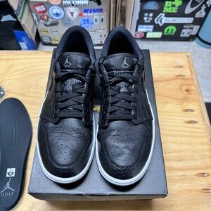 Jordan 1 Low Golf, size 11.0